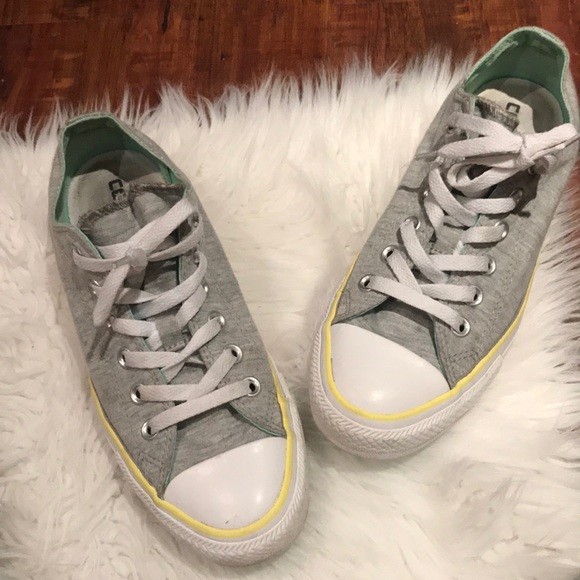 Unique gray Converse! - Picture 2 of 8